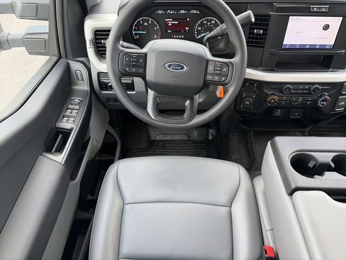 New 2025 Ford F250 XL w/ XL Driver Assist Package AWD/4WD image 28