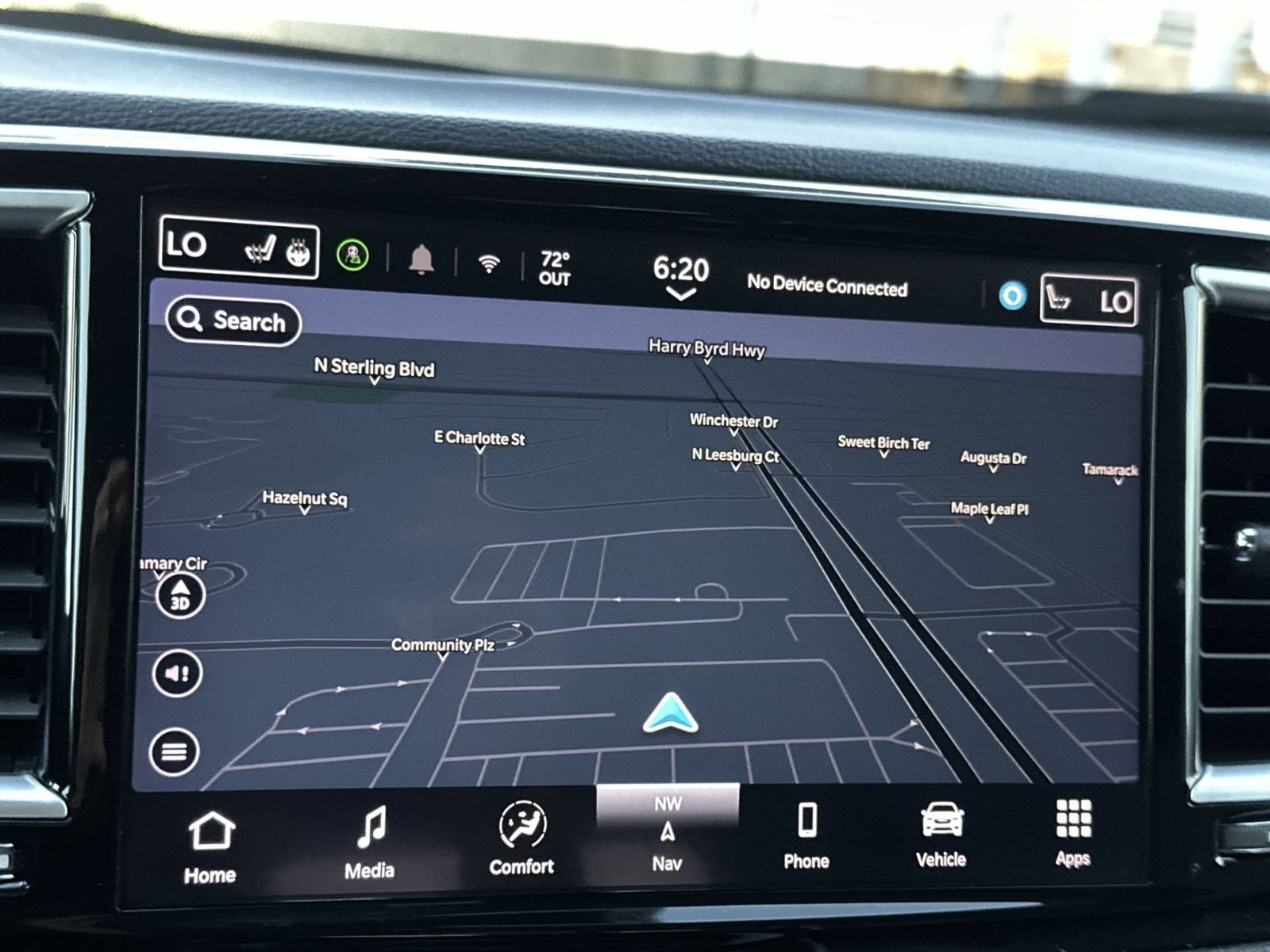 Used 2024 Chrysler Pacifica Limited FWD image 21