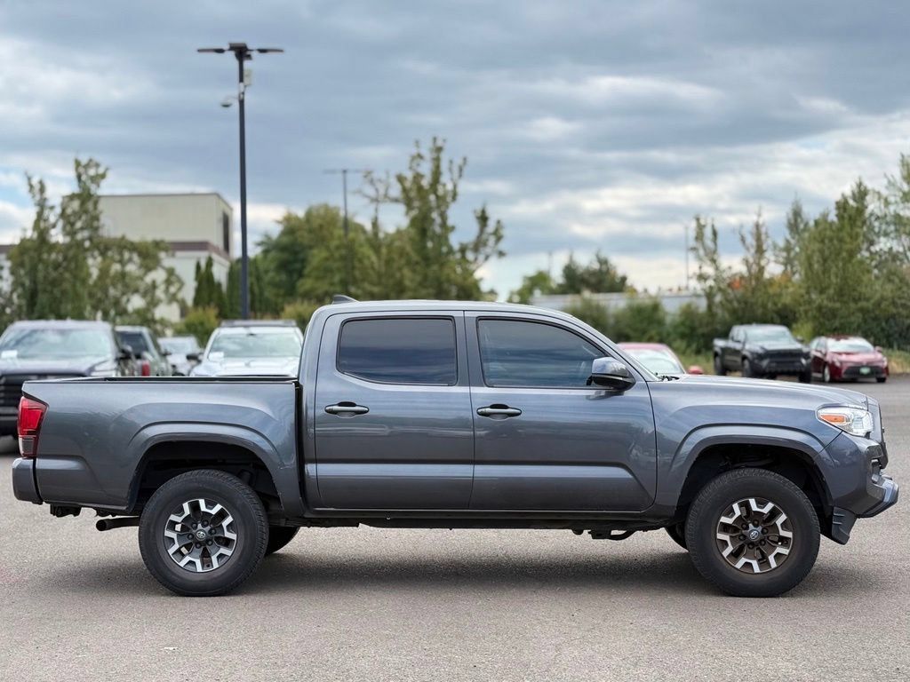 Used 2018 Toyota Tacoma SR w/ SR Convenience Package AWD/4WD image 6