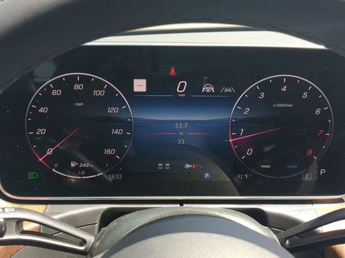 Certified 2024 Mercedes-Benz CLE 300 4MATIC Coupe image 15