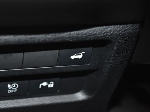 Used 2024 Mitsubishi Outlander Ralliart image 19