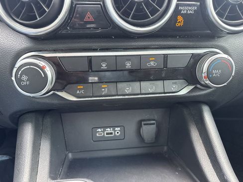 Used 2023 Nissan Sentra SV FWD image 19