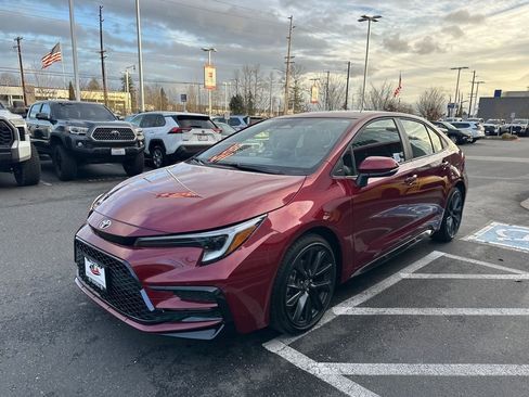 New 2026 Toyota Corolla SE image 7