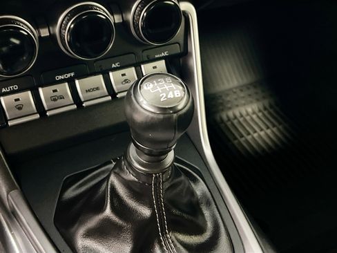 Used 2022 Toyota GR86 Premium image 24