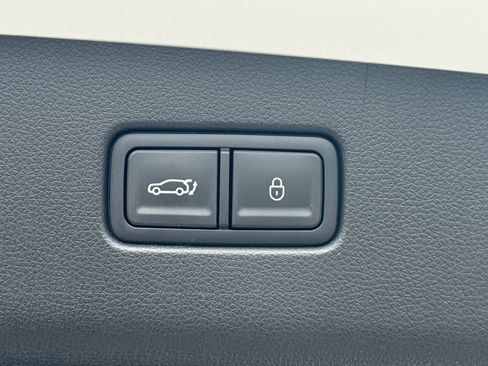 Used 2026 Genesis GV70 2.5T Sport Prestige AWD/4WD image 19