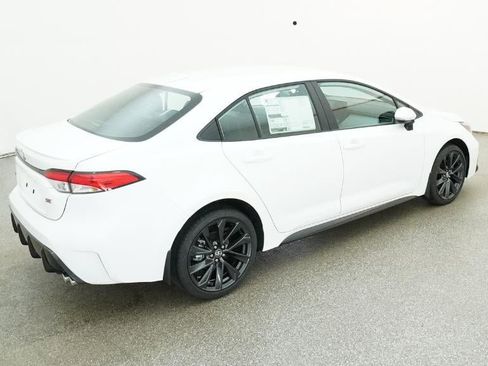 New 2026 Toyota Corolla SE image 9