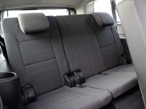 Used 2019 GMC Yukon XL SLE image 17