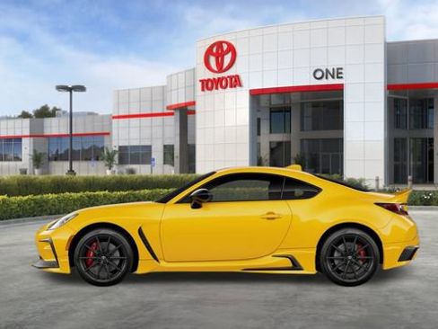 New 2026 Toyota GR86 YUZU Limited image 5