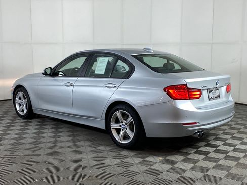 Used 2013 BMW 328i xDrive Sedan image 3