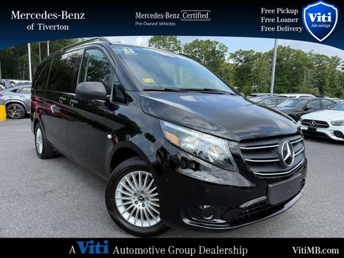 Certified 2023 Mercedes-Benz Metris Passenger image 1