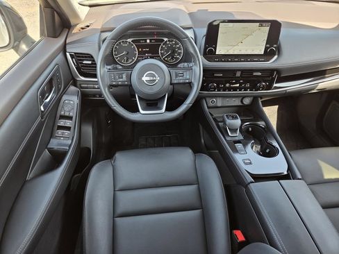 Used 2023 Nissan Rogue SL w/ SL Premium Package FWD image 10