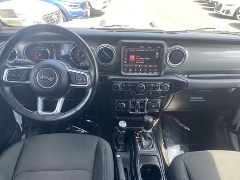 Used 2022 Jeep Wrangler Unlimited Sahara w/ Cold Weather Group image 12