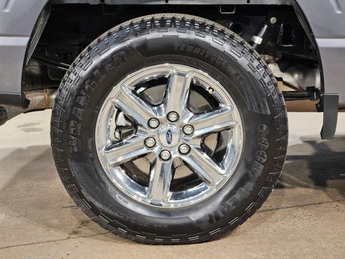 Used 2025 Ford F150 XLT w/ Equipment Group 301A Standard AWD/4WD image 17