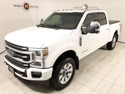 Used 2020 Ford F350 Platinum w/ FX4 Off-Road Package AWD/4WD image 34