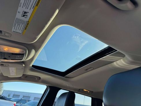 Used 2013 Jeep Grand Cherokee Limited image 18