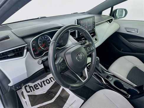 Used 2019 Toyota Corolla SE image 9
