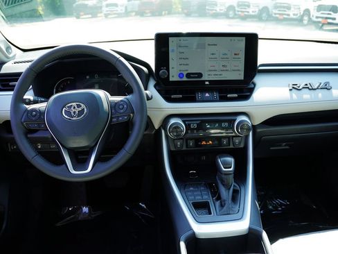 Used 2025 Toyota RAV4 XLE Premium w/ Weather Package AWD/4WD image 21
