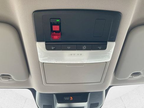 New 2026 Nissan Rogue SV w/ Cold Weather Package AWD/4WD image 18