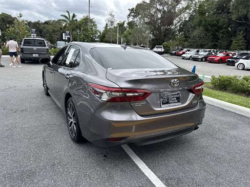 Used 2023 Toyota Camry XLE image 14