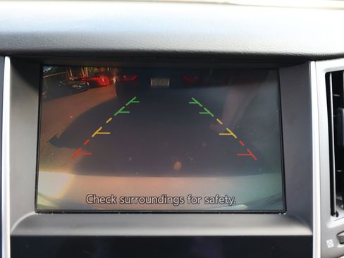 Used 2017 INFINITI Q50 2.0t image 39