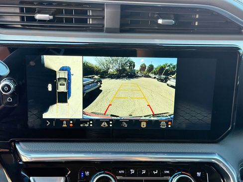 Used 2026 GMC Sierra 2500 Denali w/ Denali Reserve Package image 34