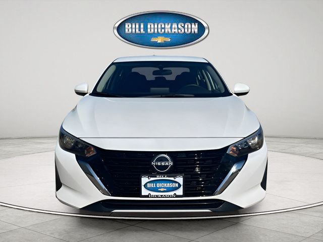 Used 2025 Nissan Sentra SV FWD image 2
