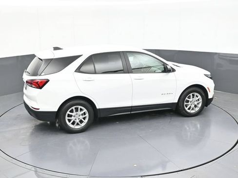 Used 2024 Chevrolet Equinox LS w/ LS Convenience Package FWD image 61