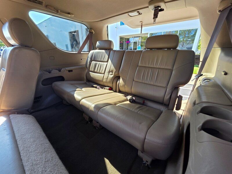 Used 2002 Toyota Sequoia Limited AWD/4WD image 16
