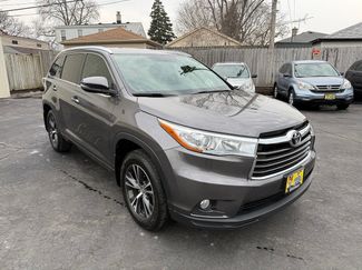 Used 2016 Toyota Highlander XLE video 1