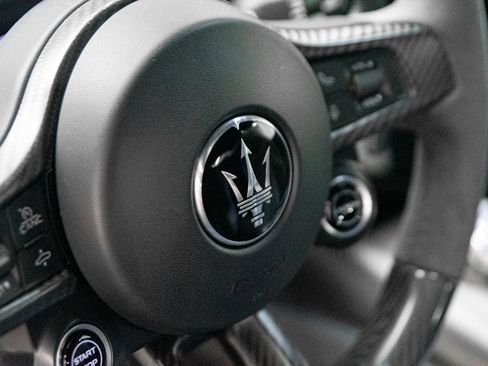 Used 2022 Maserati MC20 Coupe RWD image 21