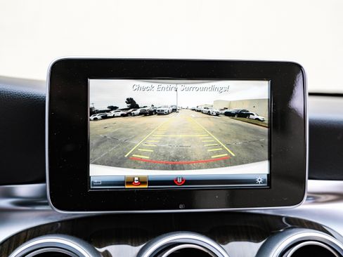 Used 2018 Mercedes-Benz C 300 Cabriolet image 27