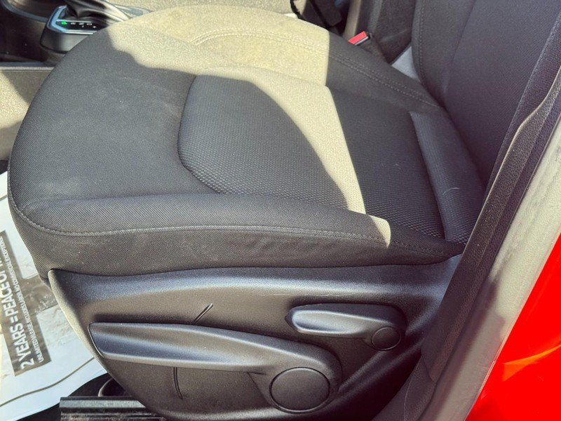 Used 2023 Jeep Renegade Latitude AWD/4WD image 25