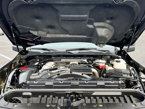 Used 2024 GMC Sierra 3500 Denali Ultimate image 17