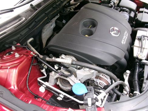 Used 2018 MAZDA MAZDA3 Grand Touring w/ Premium Equipment Package FWD image 44