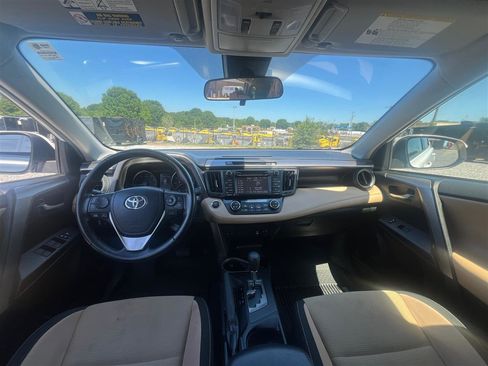Used 2018 Toyota RAV4 XLE w/ Plus Extra Value Package AWD/4WD image 22