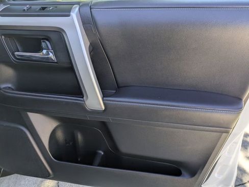 Used 2020 Toyota 4Runner 4WD image 35