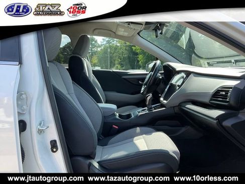 Used 2024 Subaru Outback Premium AWD/4WD image 13