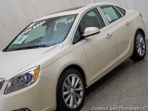 Used 2016 Buick Verano Leather w/ Experience Buick Package FWD image 4