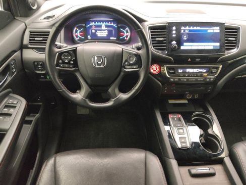 Used 2022 Honda Pilot Black Edition image 22