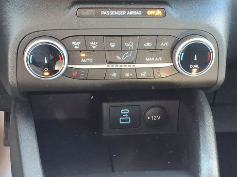 Used 2023 Ford Escape Active image 17