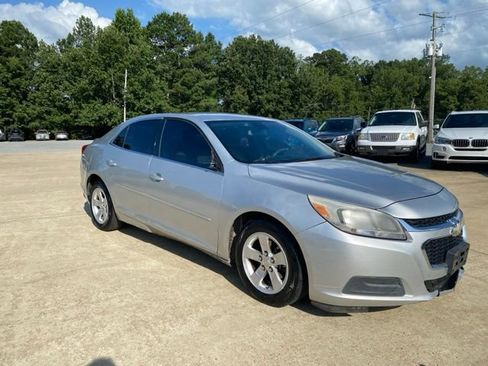 Used 2014 Chevrolet Malibu LS w/ Protection Package FWD image 3