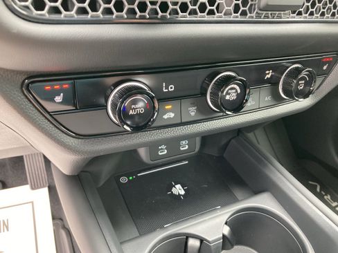 New 2026 Honda HR-V Sport image 24