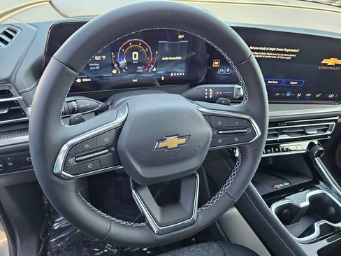 New 2026 Chevrolet Traverse LT FWD image 25