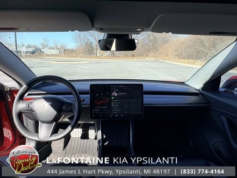 Used 2020 Tesla Model 3 Performance image 11