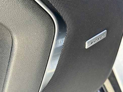 Used 2024 Chevrolet Suburban LT image 22