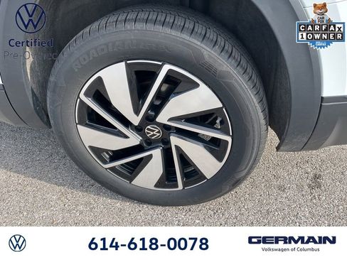 Used 2025 Volkswagen Atlas SE FWD image 19