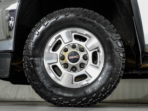 Used 2015 GMC Sierra 2500 4x4 Crew Cab w/ Sierra Convenience Package image 50