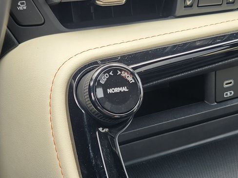 Used 2024 Lexus NX 350 AWD w/ Vision Package image 33