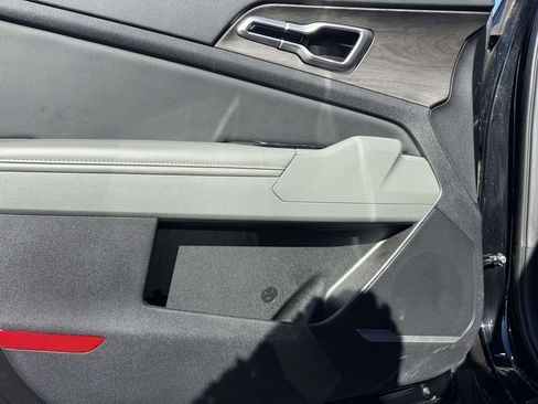 Used 2023 Kia Sportage X-Line w/ X-Line Premium Package image 12