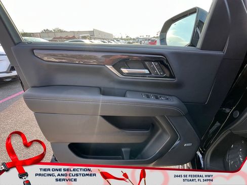 New 2026 GMC Yukon XL Elevation image 24